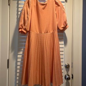 Justine Vtg Peach Pleated Knit Dress